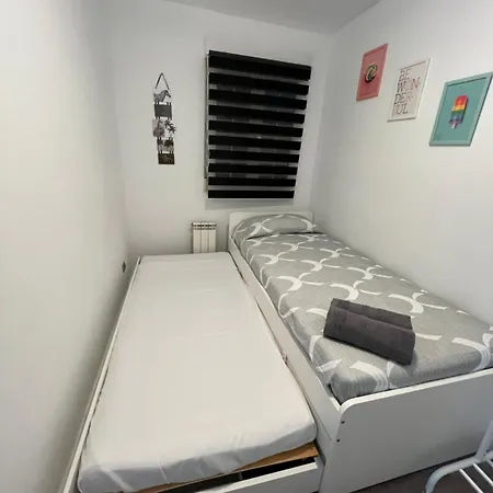 En Con Parking Apartman *